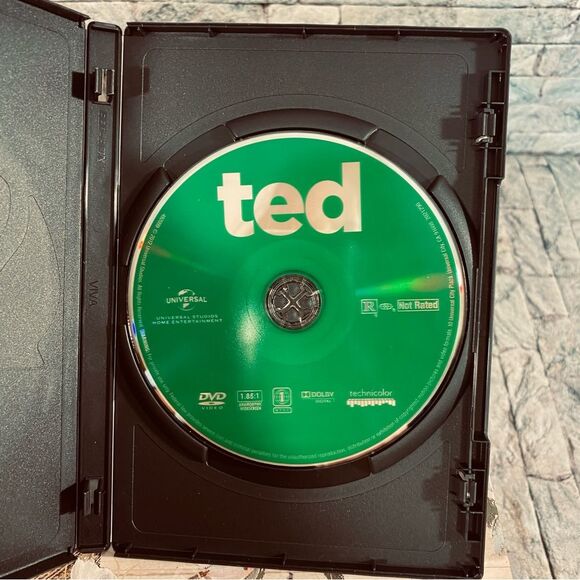 Ted DVD Unrated Version Mark Walhberg Mila Kunis Seth Macfarlane - Picture 4 of 4